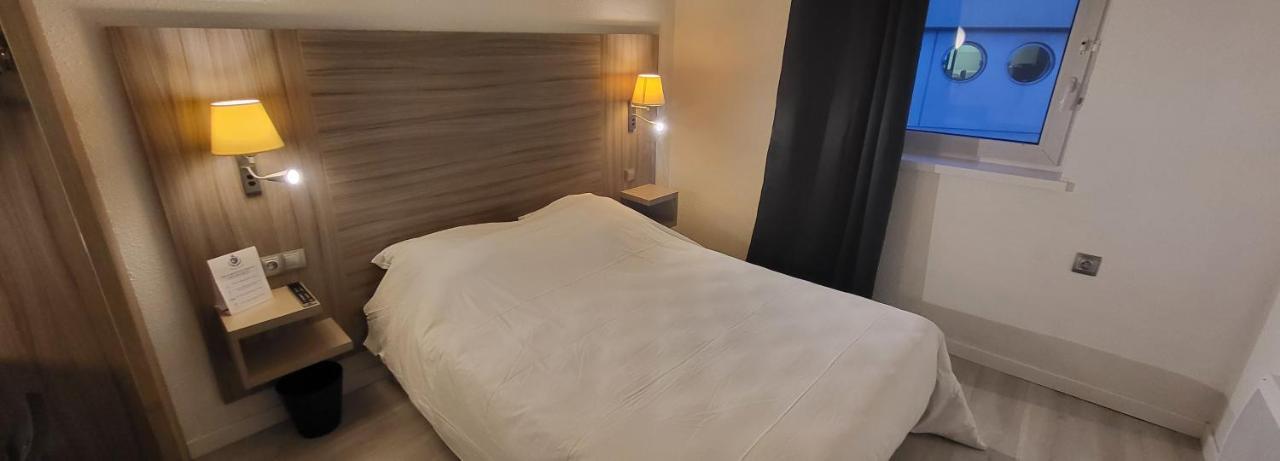Crystal Hotel Saint Denis Basilique Екстериор снимка