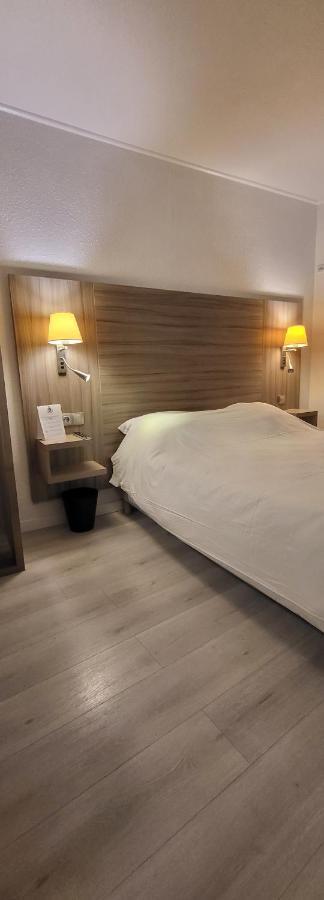 Crystal Hotel Saint Denis Basilique Екстериор снимка
